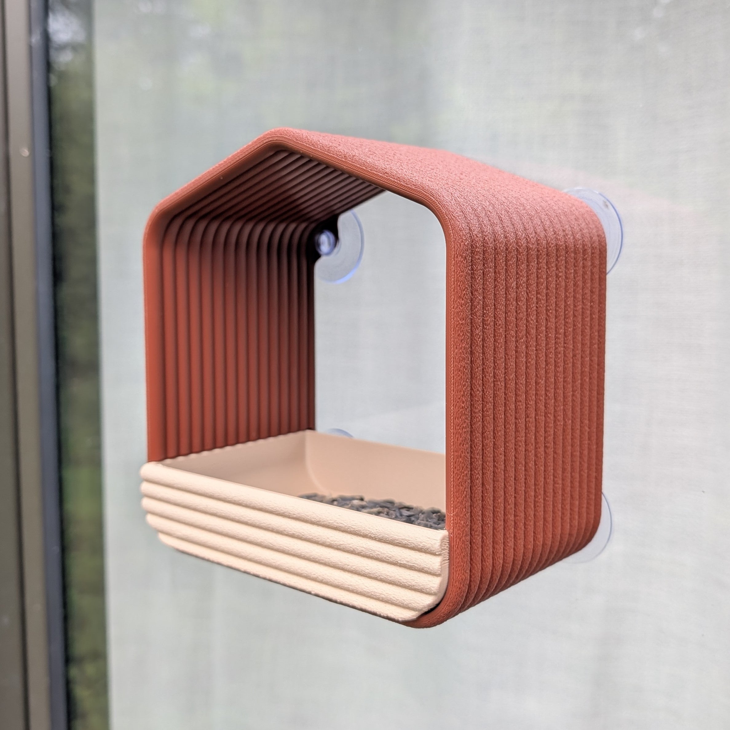 Mangeoire à oiseaux pour fenêtre modèle cabane La Buse Qui File