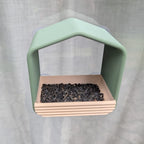 Mangeoire à oiseaux pour fenêtre modèle cabane La Buse Qui File
